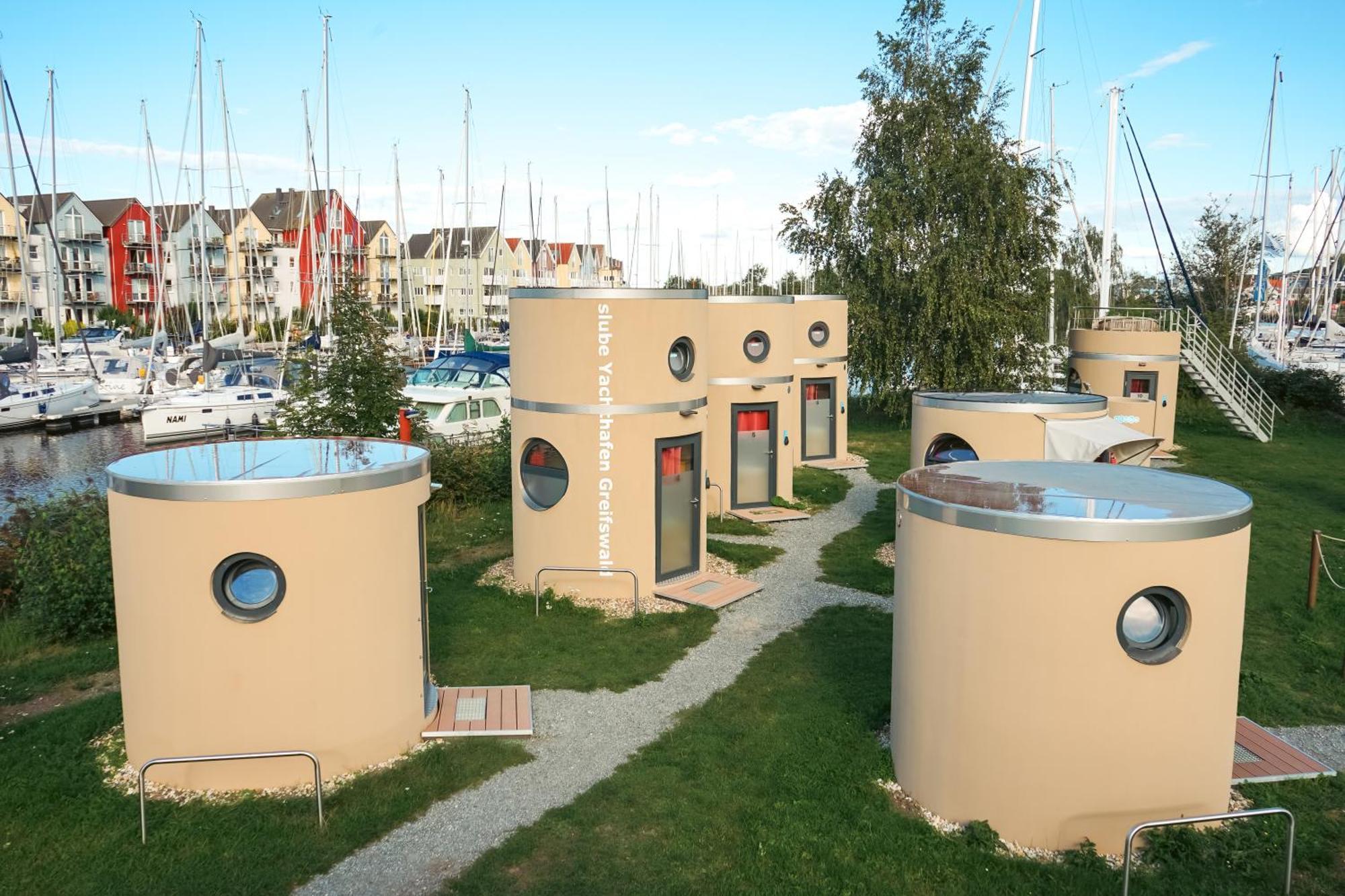 Slube Am Yachthafen Greifswald 호텔 외부 사진